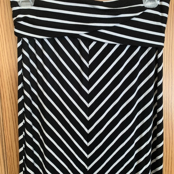 🍉Maxi skirt XS, George, chevron stripes, black and white, a-line, EUC - Picture 3 of 4